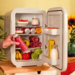 Nevera mini Cecotec Bolero MiniCooling 25L 12V-220V 7-65 °C Amarillo - Imagen 5