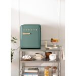 Frigorífico CREATE RETRO FRIDGE 50 Clase energética F 48 L 39 dB Verde Maneta Oro - Imagen 6